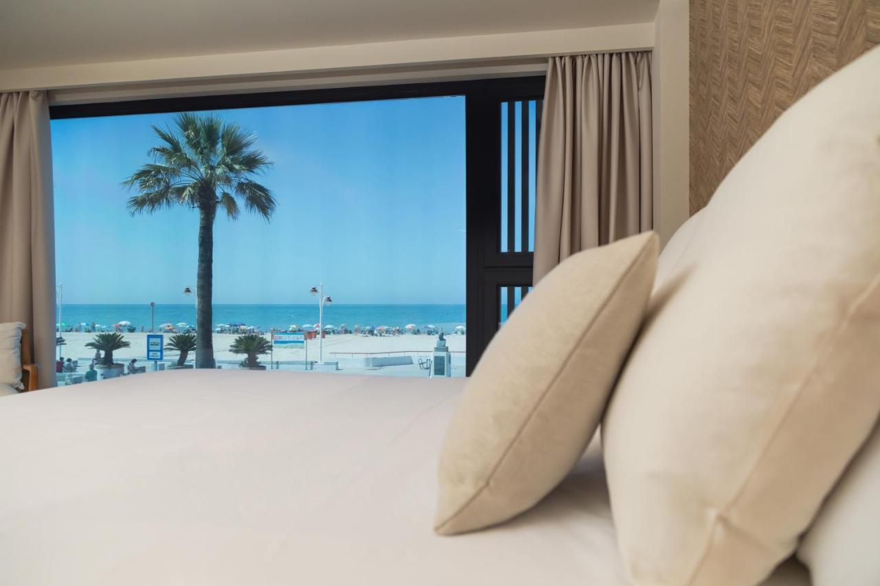 Apartamentos Playa Victoria 카디스 외부 사진