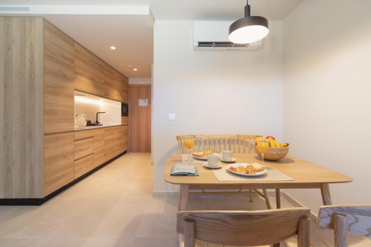 Apartamentos Playa Victoria 카디스 외부 사진
